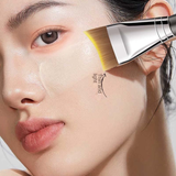 Ultra-Thin Single Foundation Makeup Brush with Crescent Blade Wooden Handle & Non-Marking Features Peak-Harvesting Tool