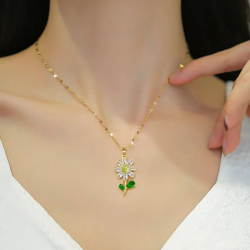 European and American ins style zircon sunflower pendant necklace for women charm flower bride wedding banquet jewelry Gift