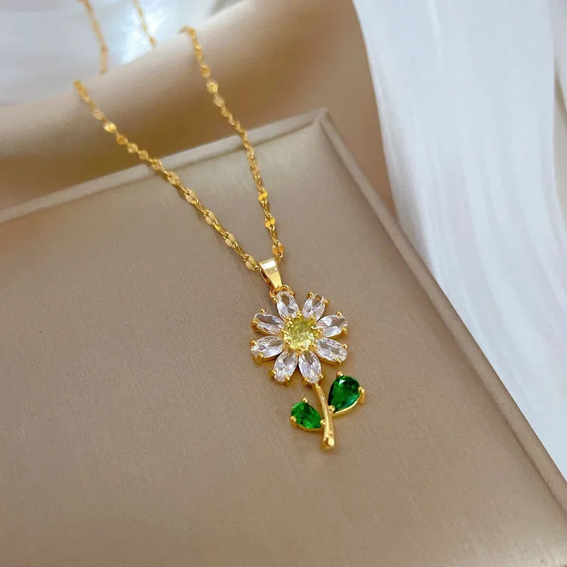 European and American ins style zircon sunflower pendant necklace for women charm flower bride wedding banquet jewelry Gift