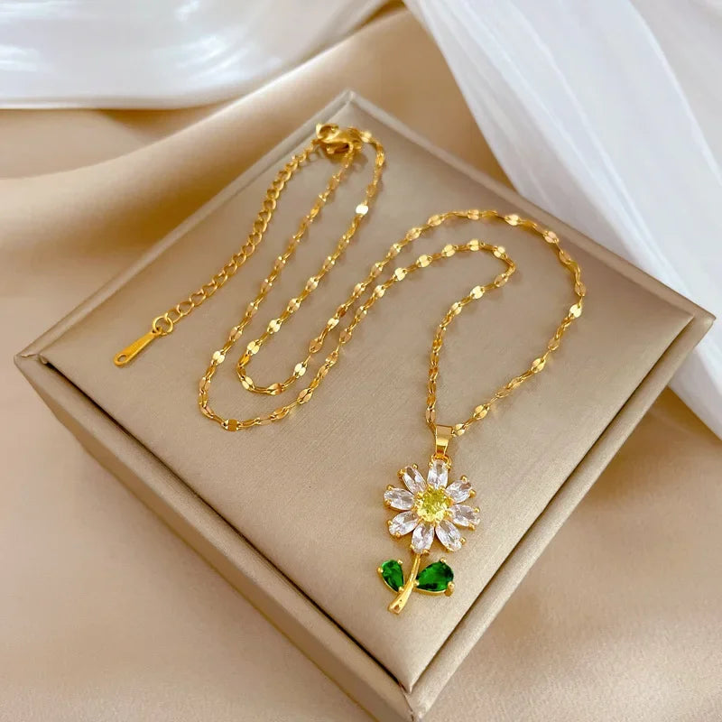 European and American ins style zircon sunflower pendant necklace for women charm flower bride wedding banquet jewelry Gift